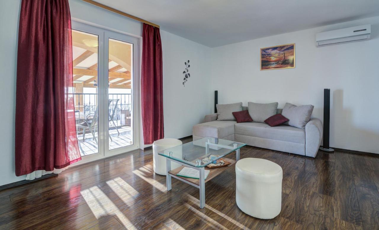 Apartments Lucia Senj 1 Exterior photo